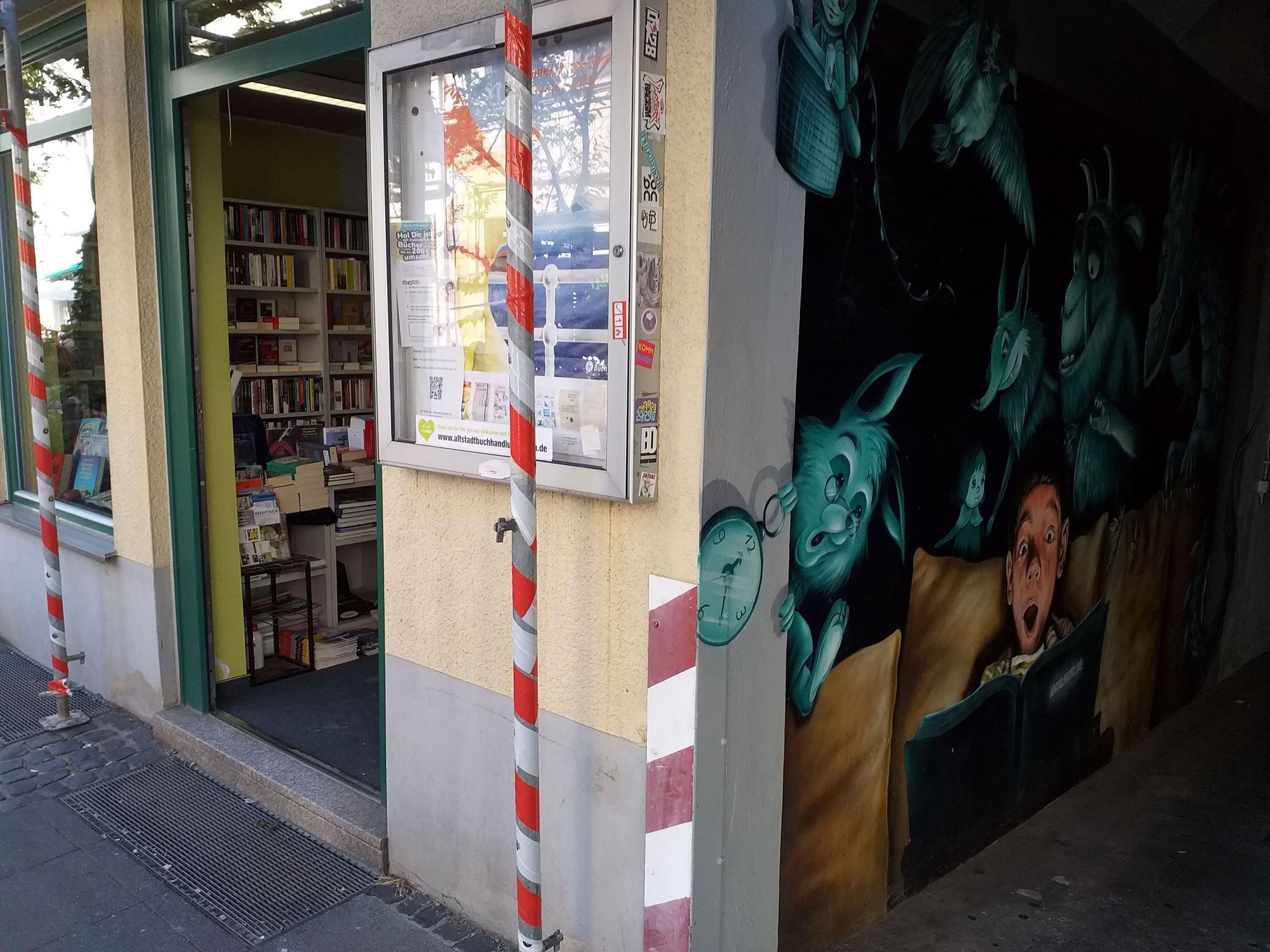 Bonn_Laden3-9-23.jpg
