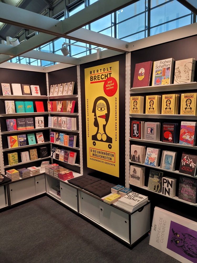 Messestand der Büchergilde auf der Frankfurter Buchmesse 2022